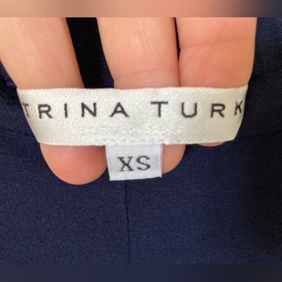 Trina Turk Adorable Cropped Capris - Picture 3 of 9
